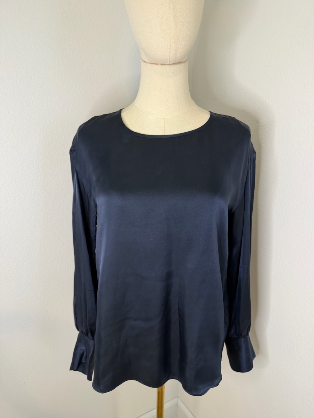 Club‎ Monaco Navy Satin Long-Sleeve Blouse - Size XS
